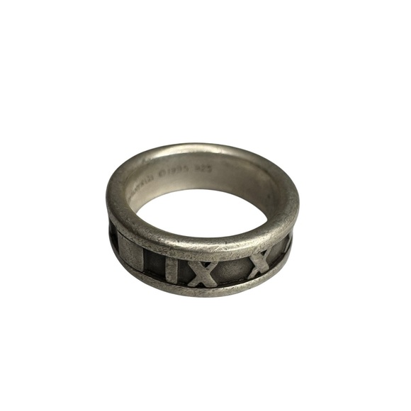 Tiffany’s Atlas Roman 1995 Silver Ring - Picture 1 of 6